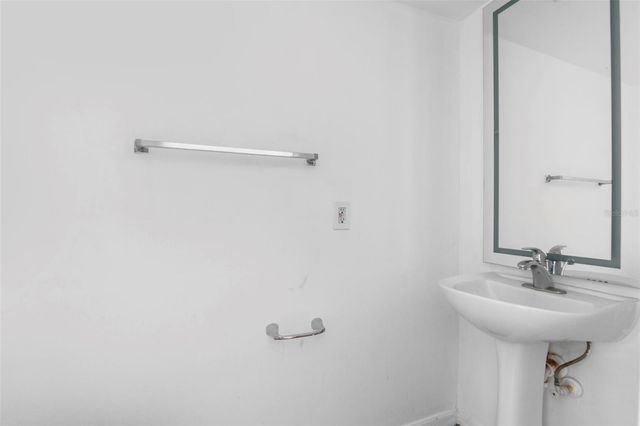 22 LONGFELLOW DRIVE, Palm Coast, FL 32137