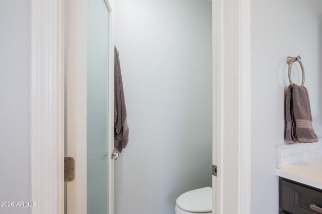 3229 E MONTECITO Avenue, Phoenix, AZ 85018