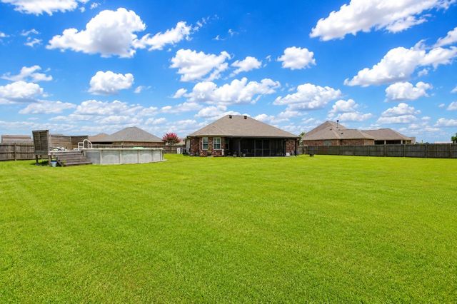 100 Comanchee Court, Thibodaux, LA 70301