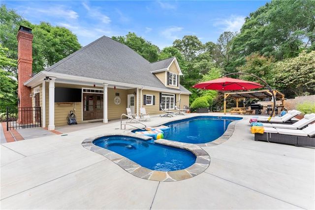 2832 B Wilson Road, Commerce, GA 30529