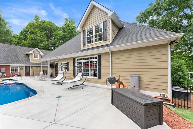 2832 B Wilson Road, Commerce, GA 30529