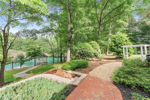 2832 B Wilson Road, Commerce, GA 30529