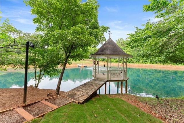 2832 B Wilson Road, Commerce, GA 30529