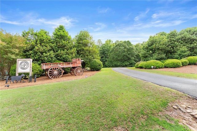 2832 B Wilson Road, Commerce, GA 30529