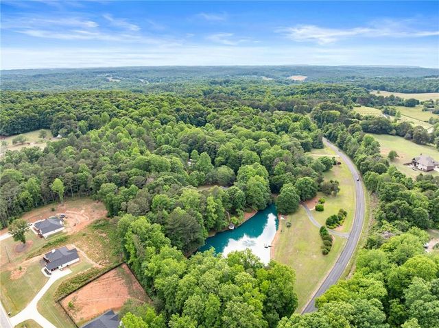 2832 B Wilson Road, Commerce, GA 30529