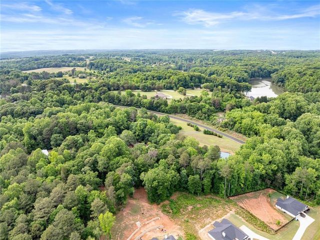 2832 B Wilson Road, Commerce, GA 30529