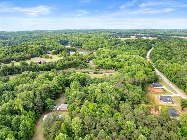 2832 B Wilson Road, Commerce, GA 30529