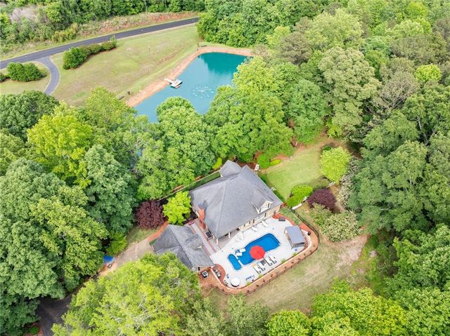 2832 B Wilson Road, Commerce, GA 30529