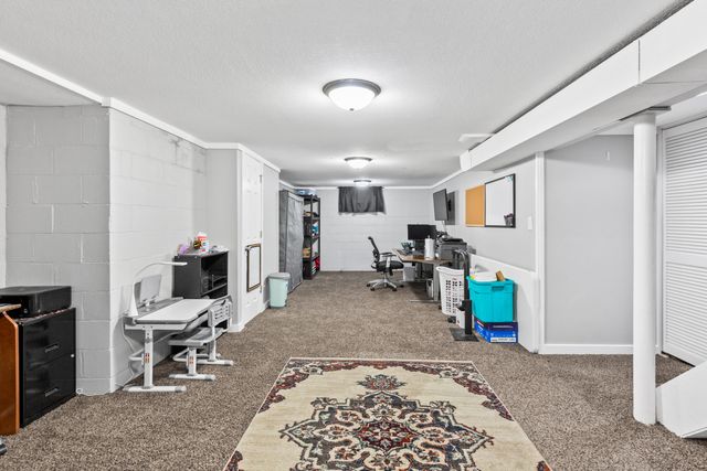 245 ELMWOOD Drive, Council Bluffs, IA 51503