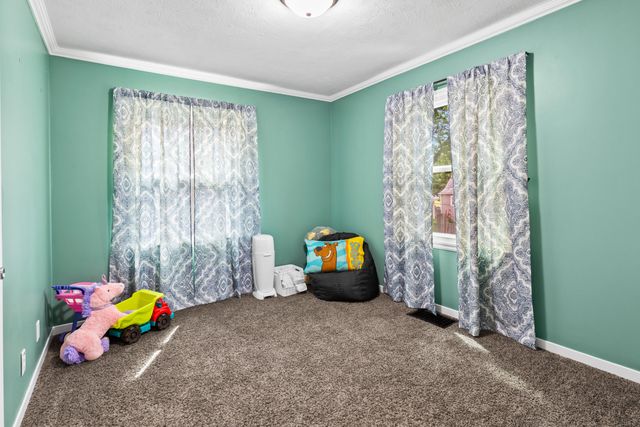245 ELMWOOD Drive, Council Bluffs, IA 51503