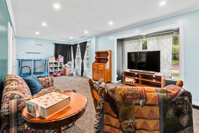 245 ELMWOOD Drive, Council Bluffs, IA 51503