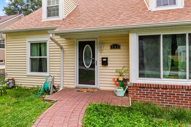 245 ELMWOOD Drive, Council Bluffs, IA 51503