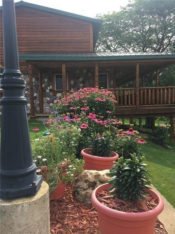 S6966 Johnson Avenue, Viroqua, WI 54665