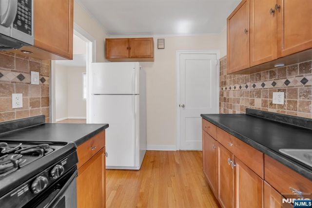 255 Windsor Road, Wood Ridge, NJ 07075