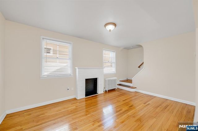 255 Windsor Road, Wood Ridge, NJ 07075