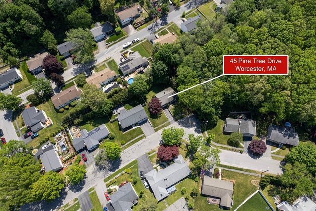 45 Pine Tree Dr, Worcester, MA 01609