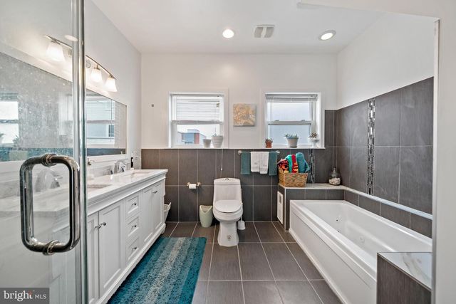 1214 S BONSALL ST, Philadelphia, PA 19146