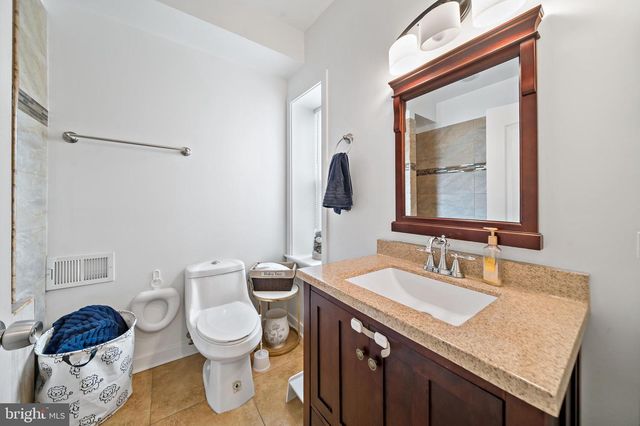 1214 S BONSALL ST, Philadelphia, PA 19146