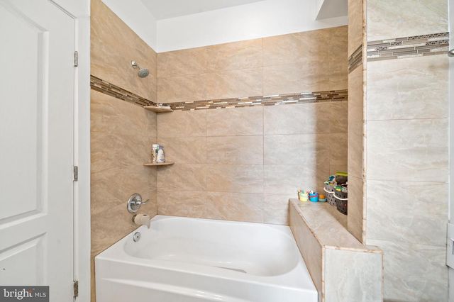 1214 S BONSALL ST, Philadelphia, PA 19146