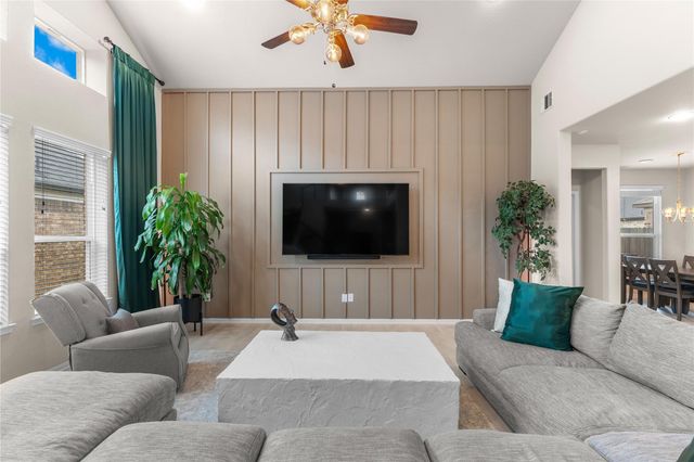 1855 Cypress Canyon Trail, Conroe, TX 77301