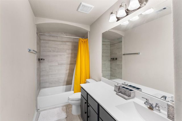 1855 Cypress Canyon Trail, Conroe, TX 77301