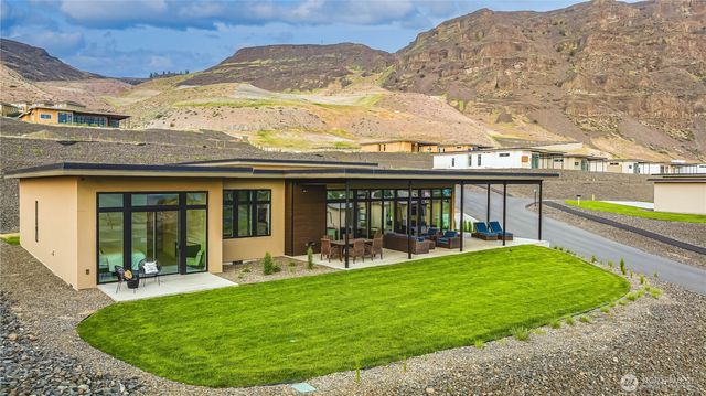 23409 Canopy Drive NW, Quincy, WA 98848