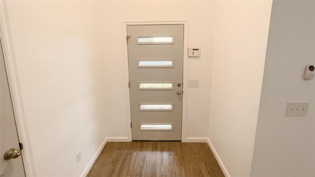 9317 Apple Drive, Oklahoma City, OK 73130