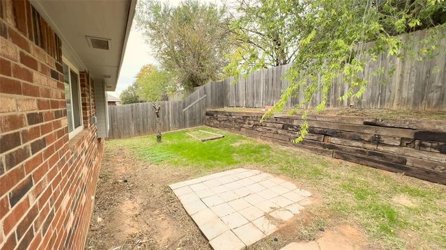 9317 Apple Drive, Oklahoma City, OK 73130
