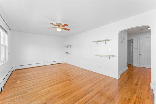 243 Oak Grove Ave, Fall River, MA 02723