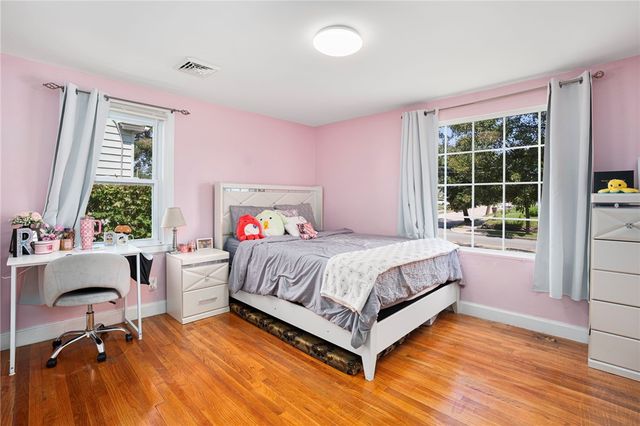 807 Pontiac Avenue, Cranston, RI 02910