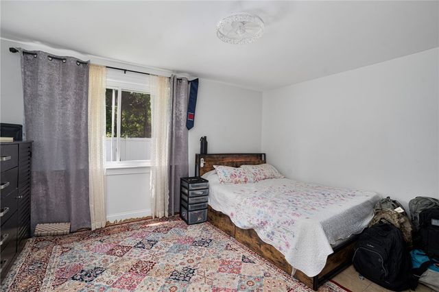 807 Pontiac Avenue, Cranston, RI 02910