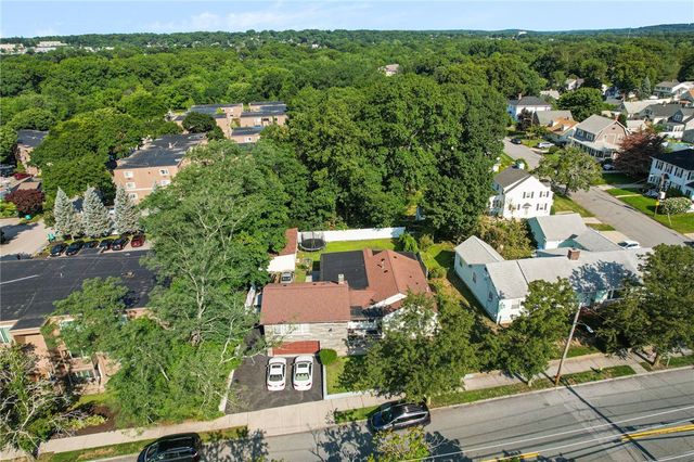 807 Pontiac Avenue, Cranston, RI 02910