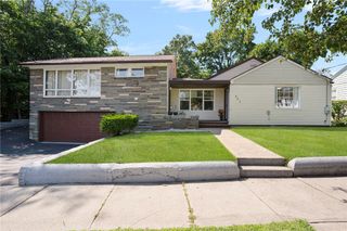 807 Pontiac Avenue, Cranston, RI 02910