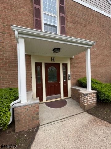 605 Grove St H1 1, Clifton City, NJ 07013