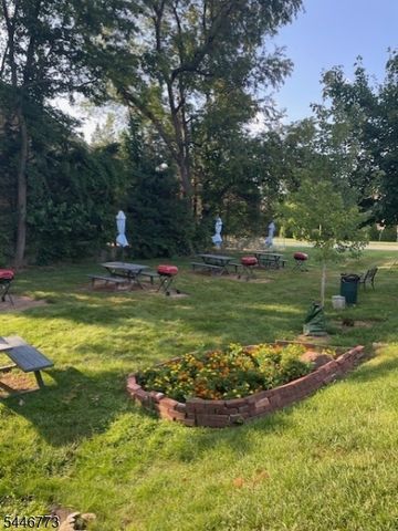 605 Grove St H1 1, Clifton City, NJ 07013