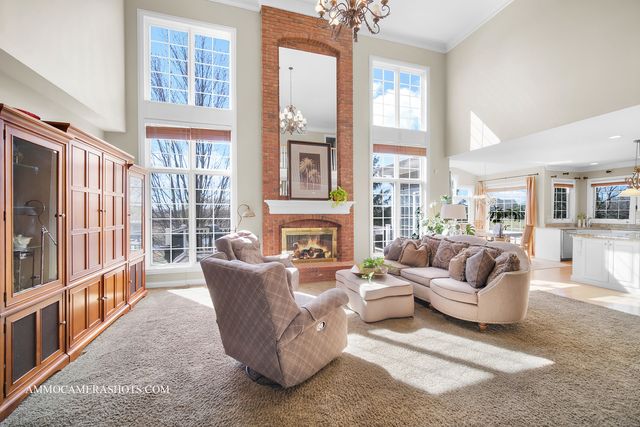 3N651 James Fenimore Cooper Lane, St. Charles, IL 60175