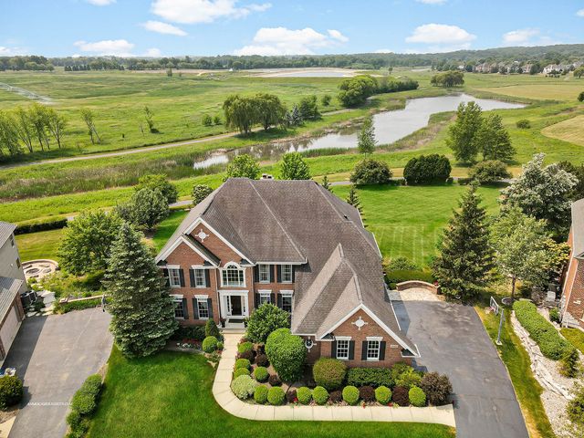 3N651 James Fenimore Cooper Lane, St. Charles, IL 60175