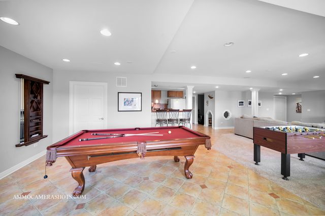 3N651 James Fenimore Cooper Lane, St. Charles, IL 60175