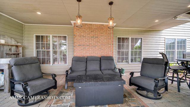 3N651 James Fenimore Cooper Lane, St. Charles, IL 60175