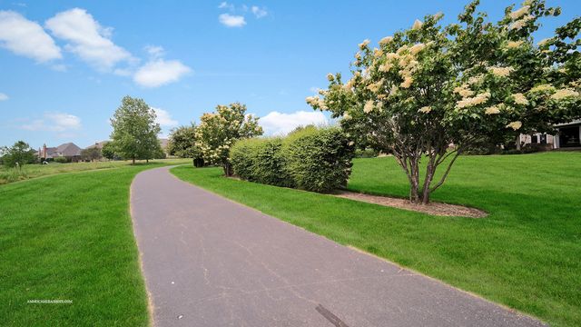 3N651 James Fenimore Cooper Lane, St. Charles, IL 60175