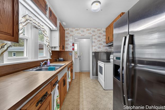 2320 Meurer Court, Muskegon City, MI 49441