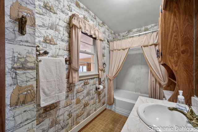 2320 Meurer Court, Muskegon City, MI 49441