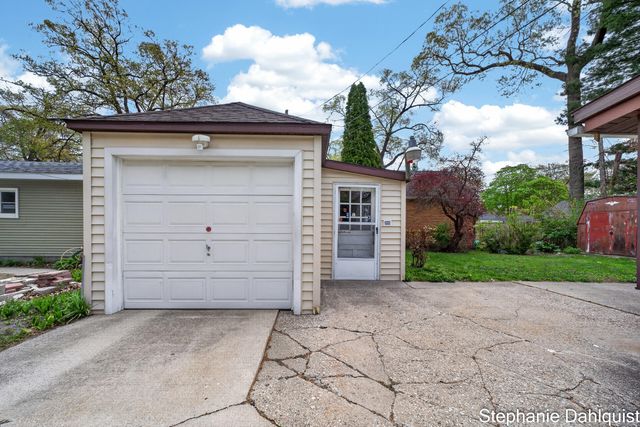 2320 Meurer Court, Muskegon City, MI 49441