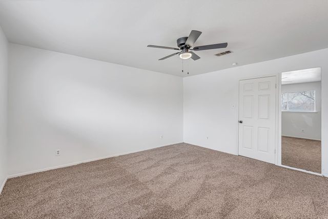 1057 Willow Oaks Circle, Pasadena, TX 77506