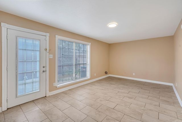 1057 Willow Oaks Circle, Pasadena, TX 77506