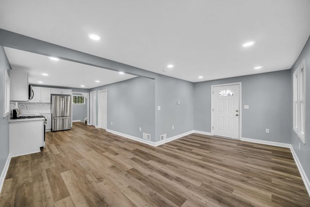 8417 Grace Street, Highland, IN 46322