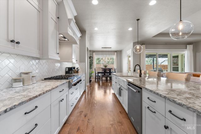 2061 N Synergy Ave, Eagle, ID 83616