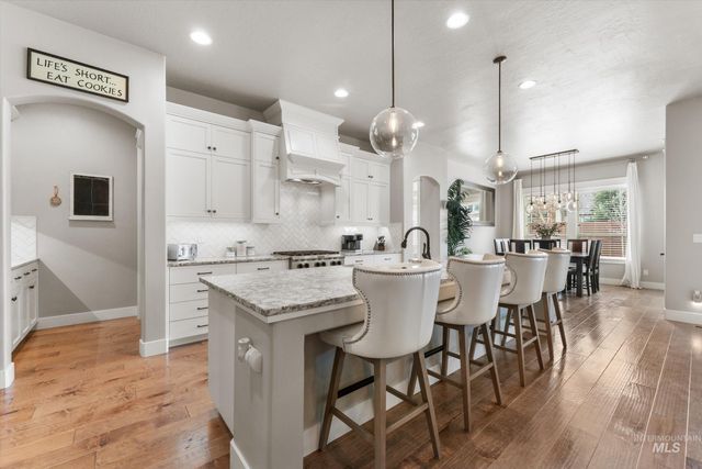 2061 N Synergy Ave, Eagle, ID 83616