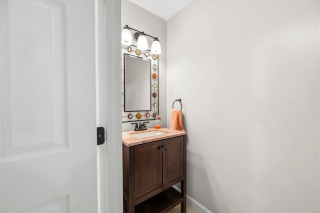 37 Phyllis Rd, Foxboro, MA 02035