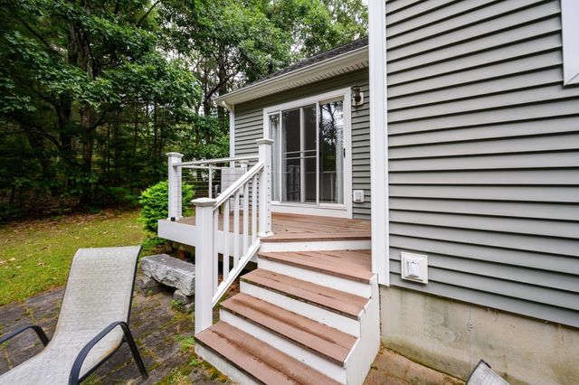 37 Phyllis Rd, Foxboro, MA 02035